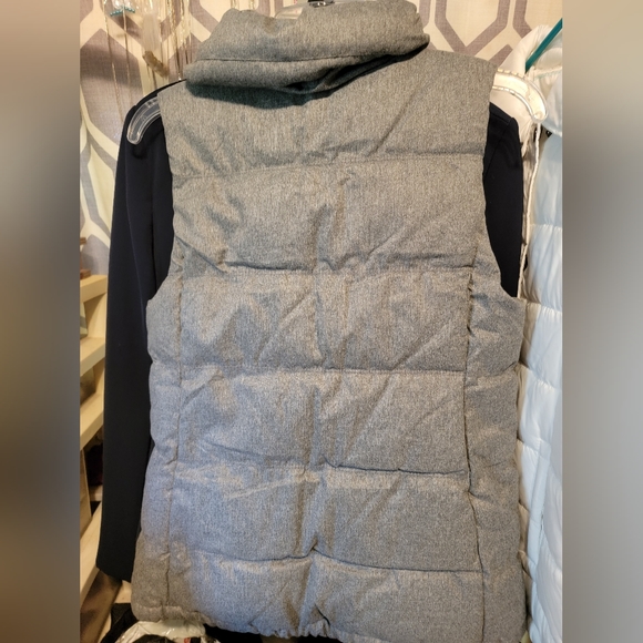 Old Navy Unisex Gray Wool Blend Full Zip Fleece Lined Vest NWOT Med - Picture 7 of 10